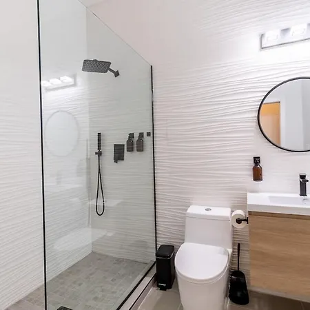 Thena Hotel 2Nd Floor Studio Unit4 Philadelphia Exterior photo